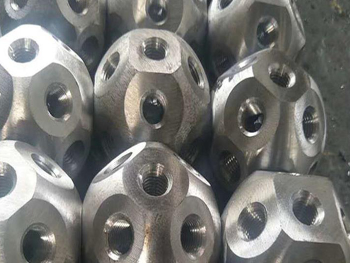 卫辉螺栓球网架杆件制作